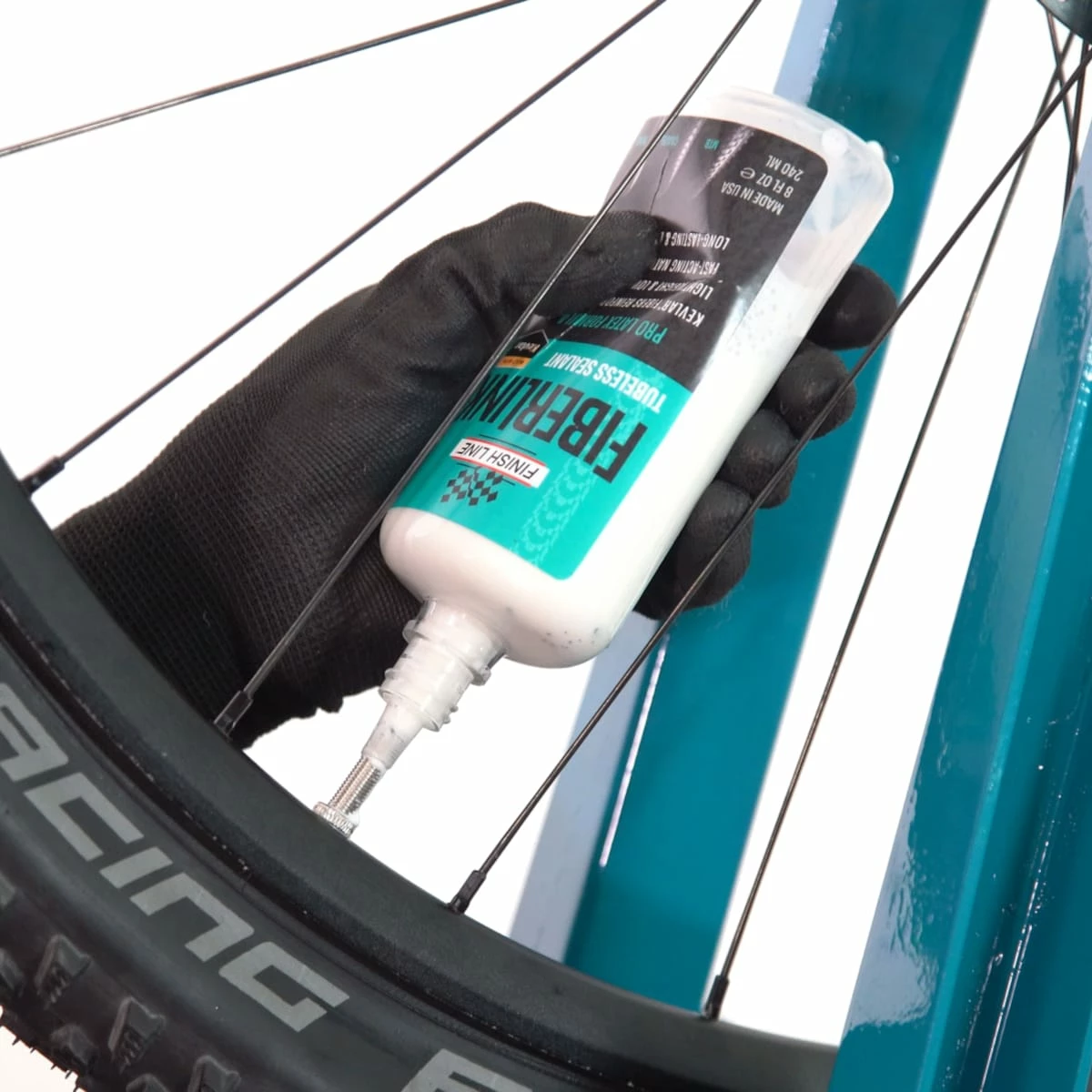 Finish Line FiberLink Tubeless Latex Tyre Sealant - Billede 4